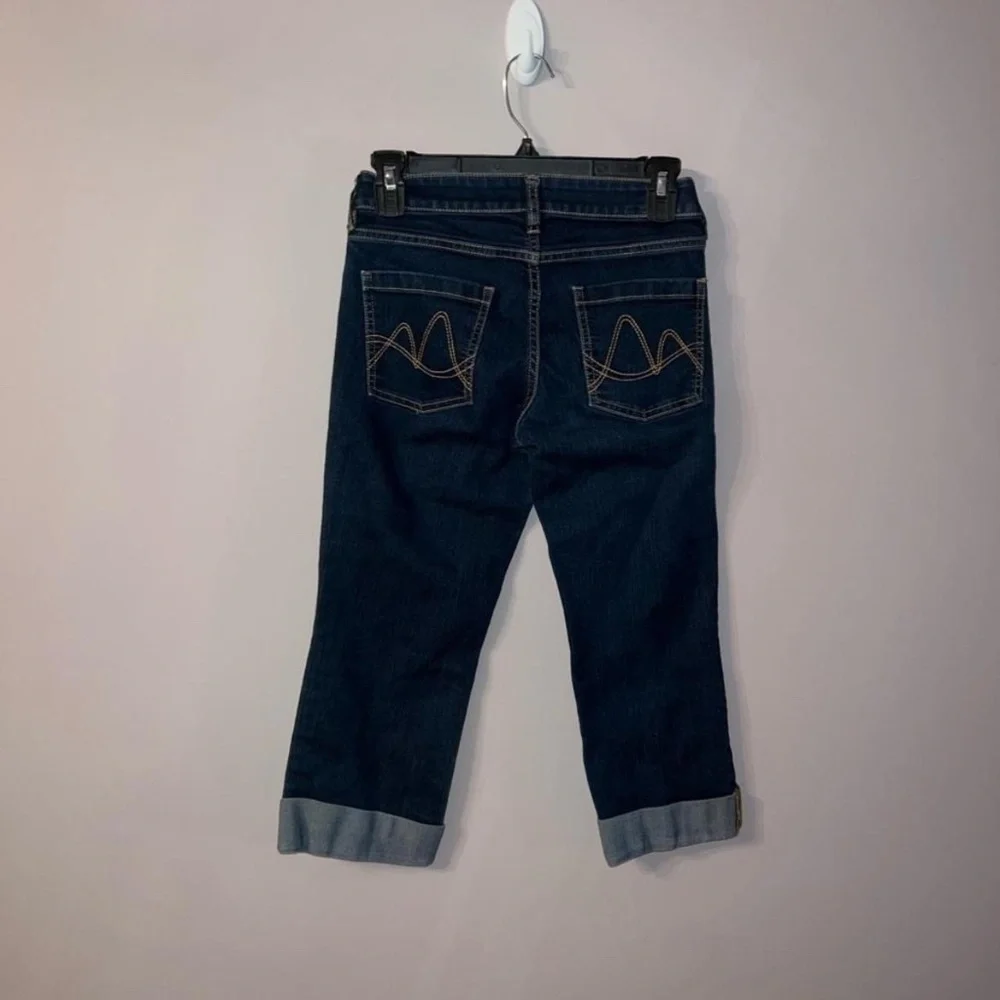 Navy blue cropped NY&C sits at lower waist curvy skinny  crop cuffed jeans 0